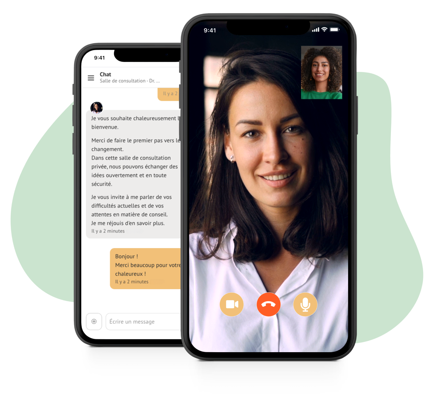 Deux smartphones affichent une consultation en ligne : un appel vidéo entre deux personnes et un chat avec un message de bienvenue.